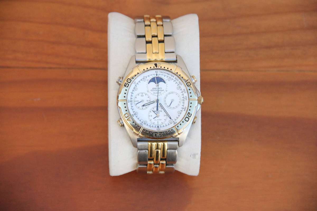 SEIKO 7T36 - 6A40 CHRONOGRAPH MOONPHASE WATCH