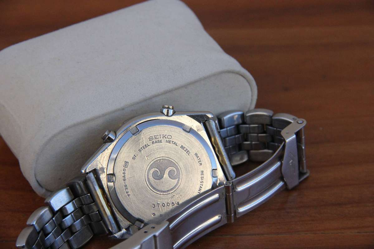SEIKO 7T36 - 6A40 CHRONOGRAPH MOONPHASE WATCH