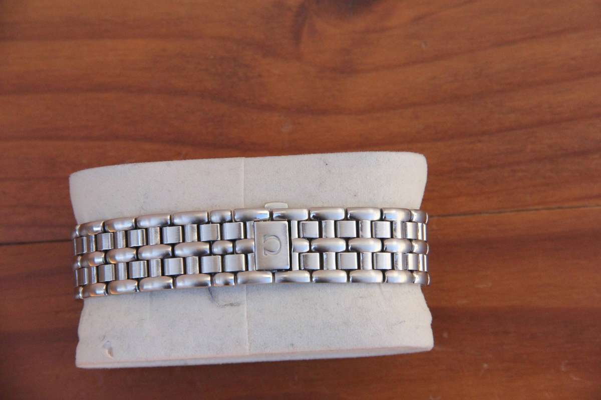 RARE OMEGA DEVILLE QUARTZ 'SYMBOL' WATCH - STAINLESS STEEL & 18K GOLD BEZEL