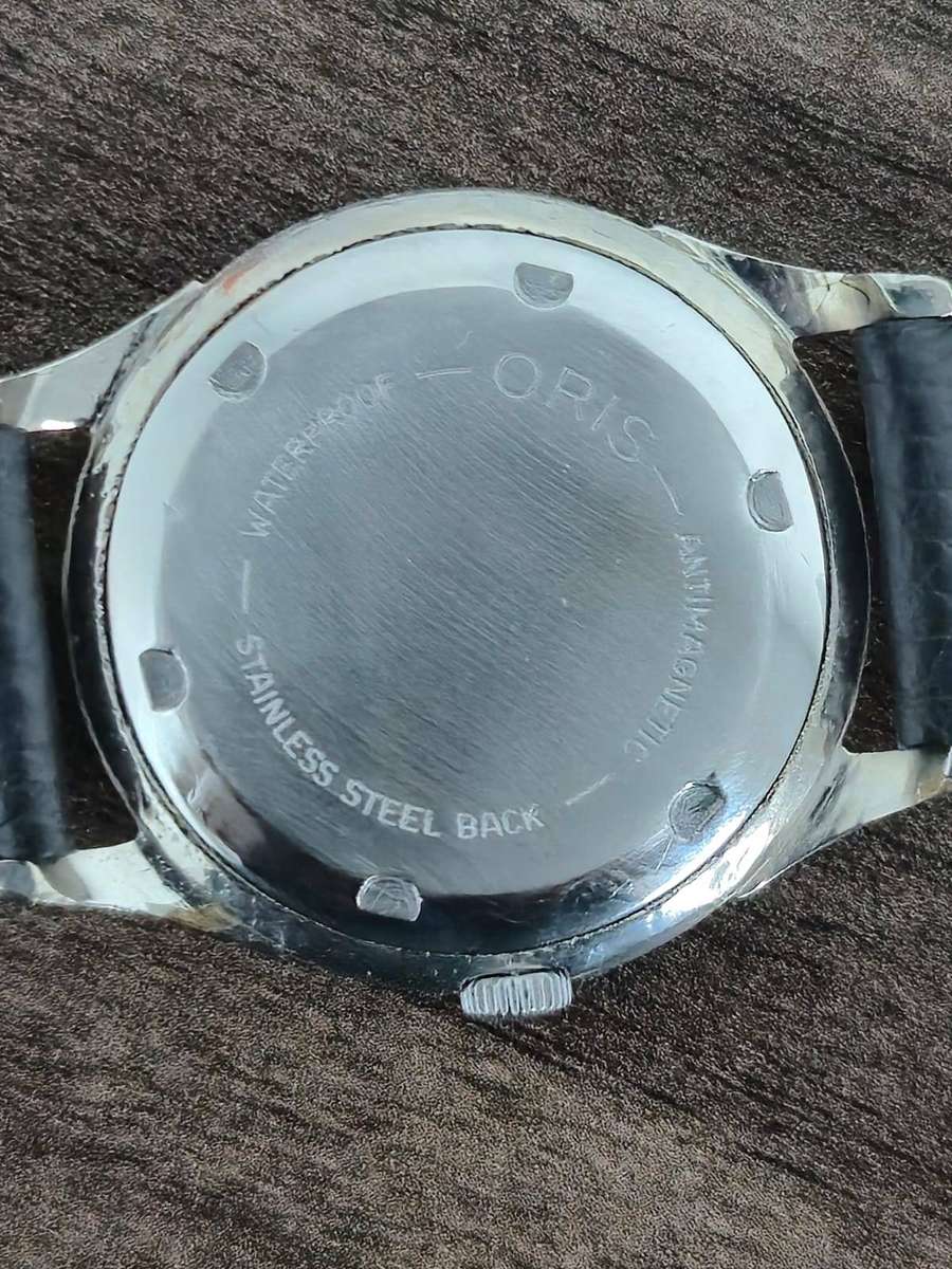 VINTAGE ORIS MECHANICAL WATCH