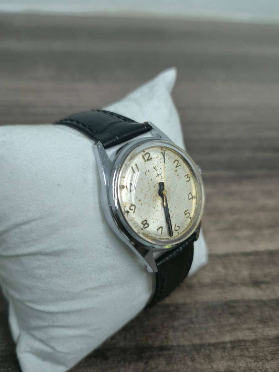 VINTAGE ROAMER MANUAL WIND WATCH