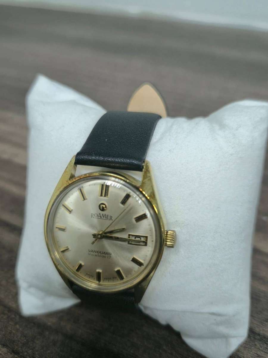 VINTAGE ROAMER VANGUARD WATCH