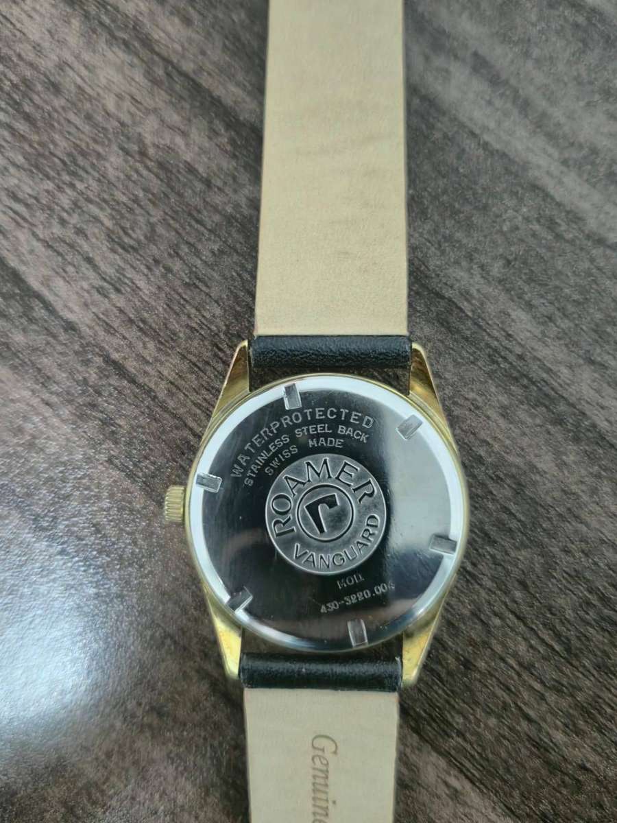 VINTAGE ROAMER VANGUARD WATCH