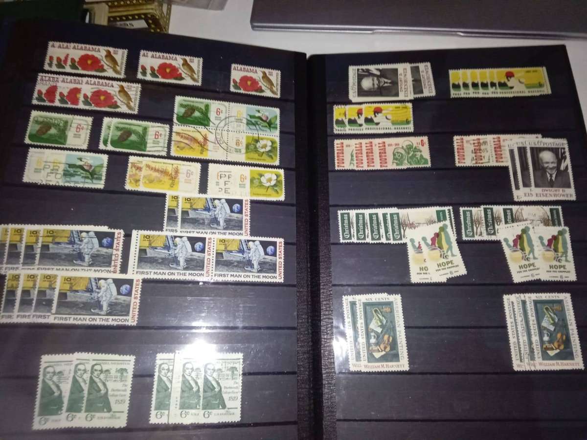 Large 32 page (64 sides) Stamp stock book USA stamps