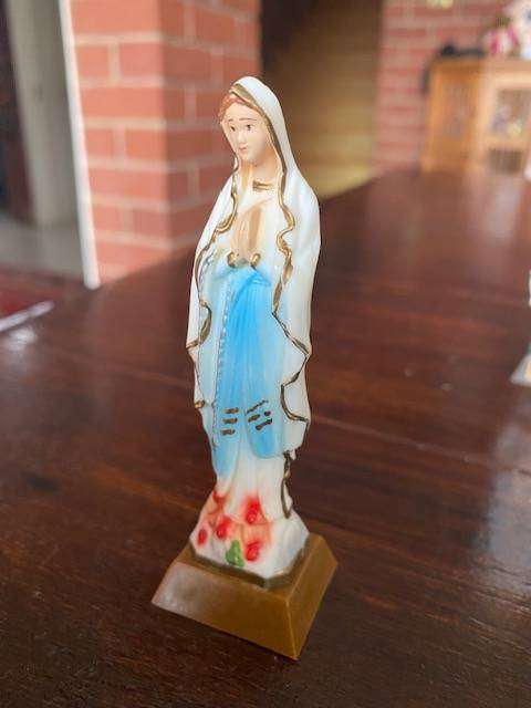 RELIGIOUS VINTAGE STATUE LOT