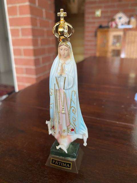 RELIGIOUS VINTAGE STATUE LOT