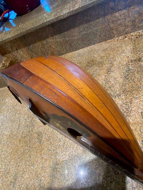 VINTAGE BOWL-BACK MANDOLIN