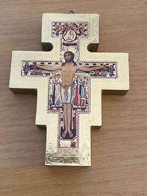 VINTGE RELIGIOIS ICON CROSS