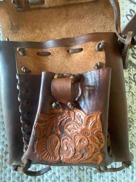 VINTAGE HANDMADE STRONG LEATHER SLING BAG