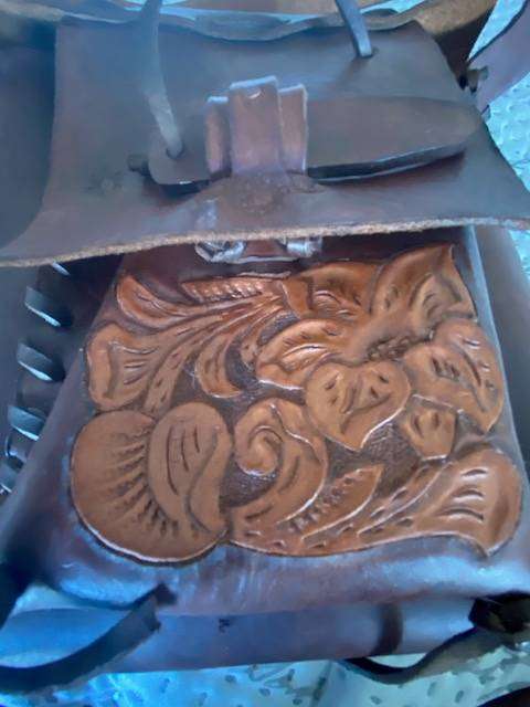 VINTAGE HANDMADE STRONG LEATHER SLING BAG