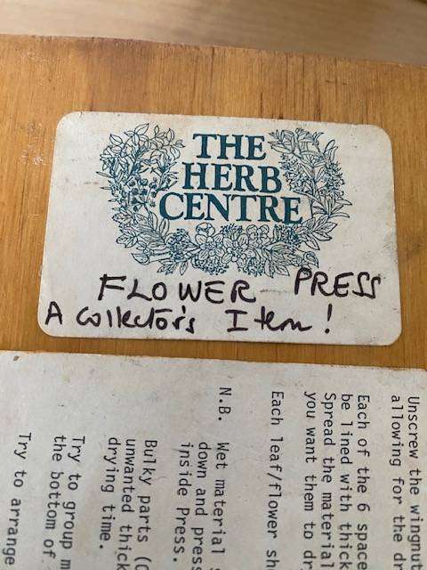 VINTAGE WOODEN FLOWER PRESS