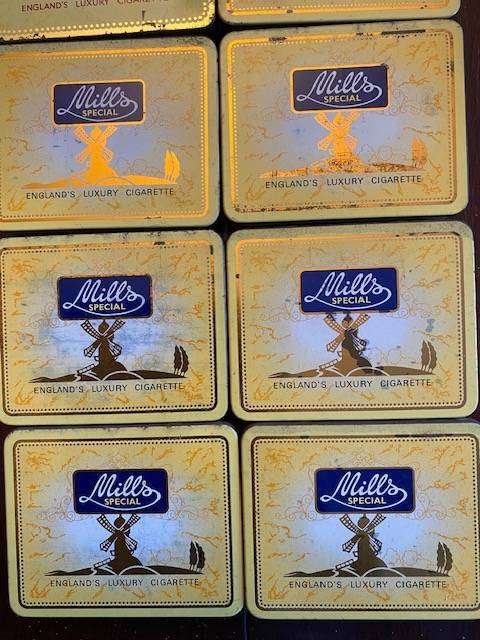 EIGHT MILLS SPECIAL CIGARETTE TINS