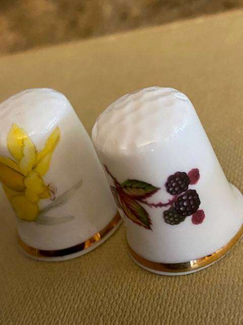 SIX BEAUTIFUL VINTAGE THIMBLES