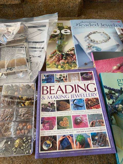 WOW BEADING JEWELLERY MAKING LOT