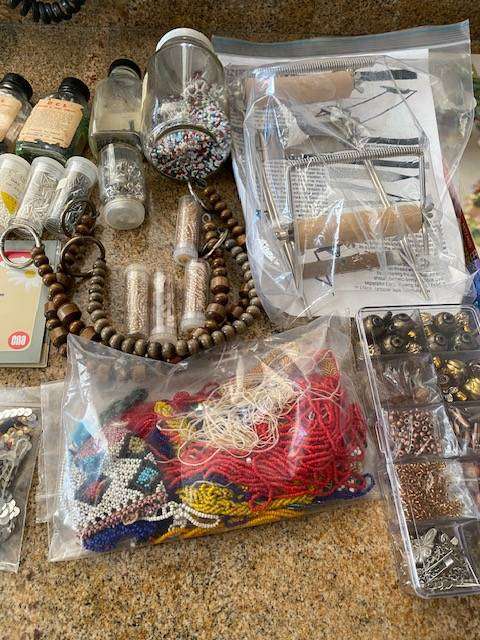 WOW BEADING JEWELLERY MAKING LOT