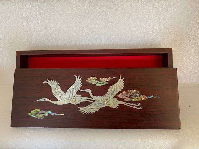 BEAUTIFUL VINTAGE KOREAN JEWELLERY BOX