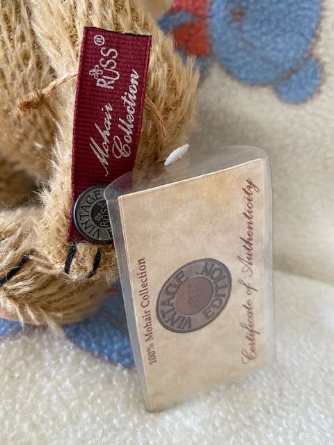 VINTAGE LIMITED EDITION BUCKLEY RUSS BEAR