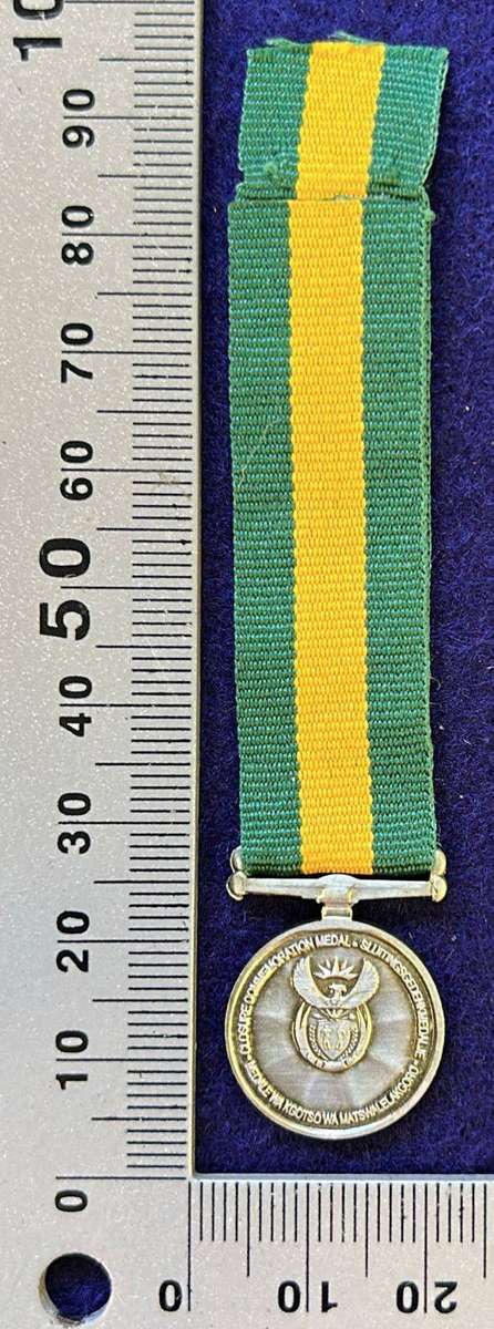 SA ARMY Commando Closure Commemoration Medal (Miniature)