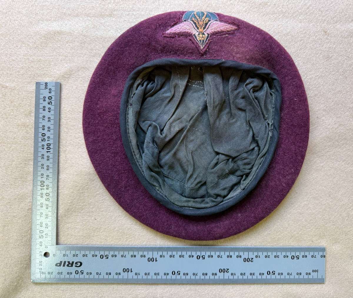 SADF Parachute Regiment Beret with Mott - 1st Type Mott
