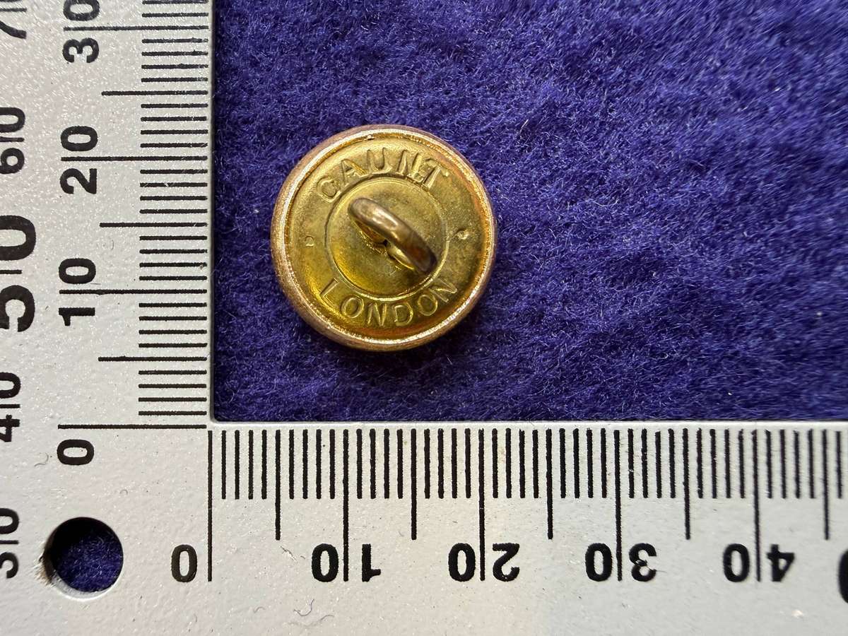 Rhodesian Buttons - General Army - GAUNT, LONDON (1 Button)