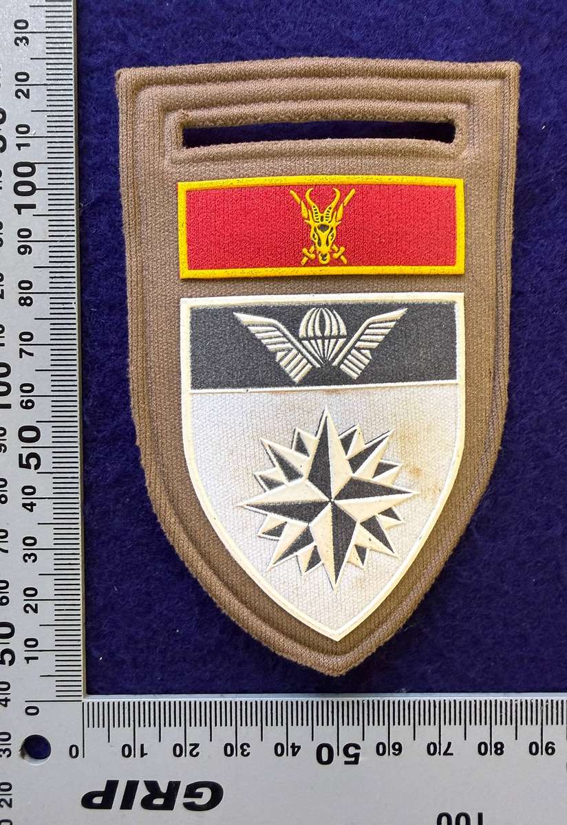 SADF - 5 RECCE / Reconnaissance Regiment with Higher Formation Bar - Tupper Flash