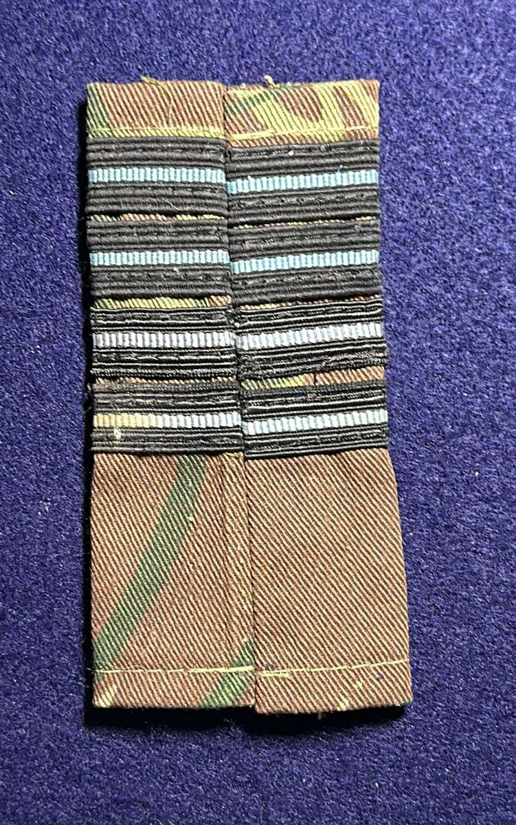 Rhodesia Air Force - SINGLE GROUP CAPTAIN SLIP ONS OPERATIONAL