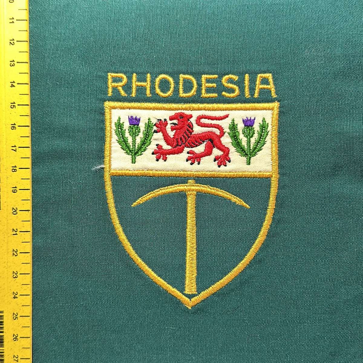 RHODESIA COLOURS - RHODESIA VARIANTS BADGES