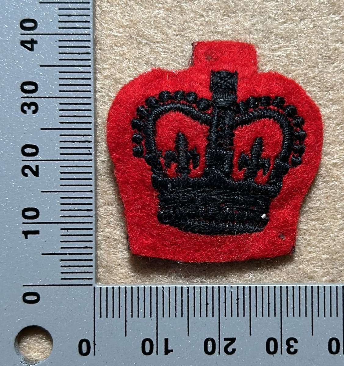 RHODESIA REGIMENT - QC RANK CROWNS VARIANTS