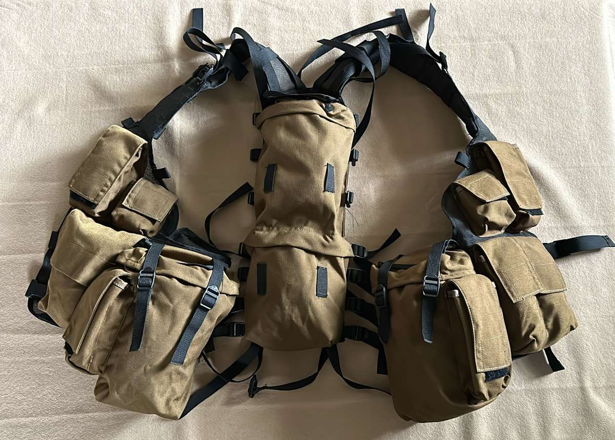 SA ARMY - STANDARD PATTERN 83 BATTLE VEST/JACKET - MINT CONDITION