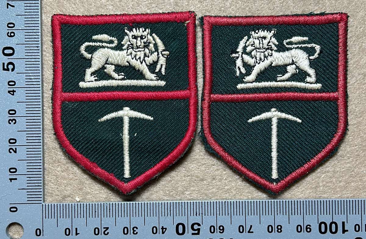 RHODESIA ARMY - FACING PAIRS COTTON ARMY FLASHES