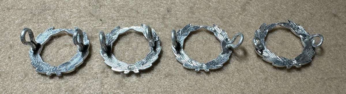 RHODESIA CROWNS AND PIPS - 4 ANNODISED CHROME WREATHS