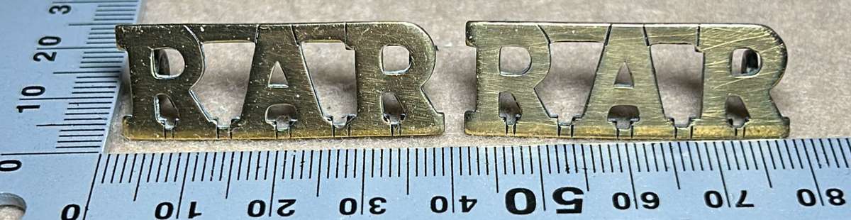 RHODESIA AFRICA RIFLES - RAR SHOULDER TITLES