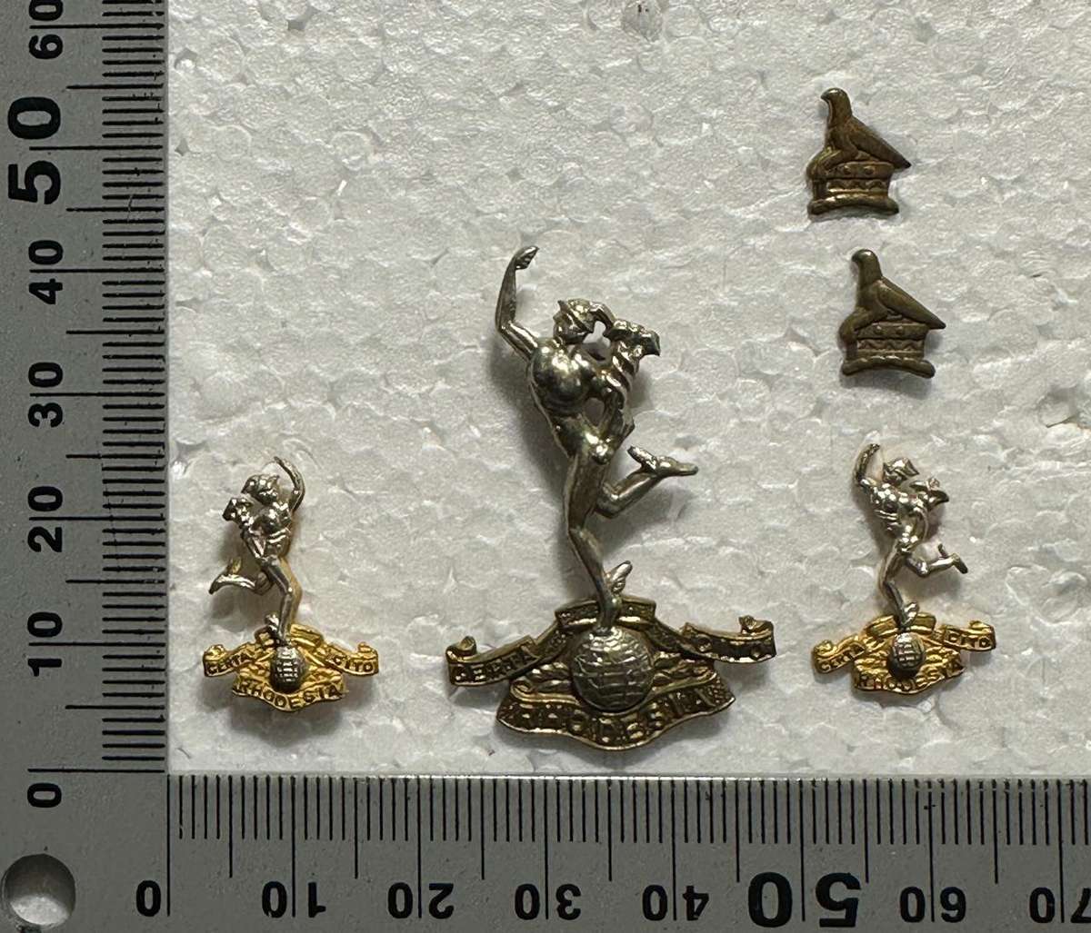 RHODESIA SIGNALS - SET METAL JIMMY WITH COLLARS ZIM BIRD