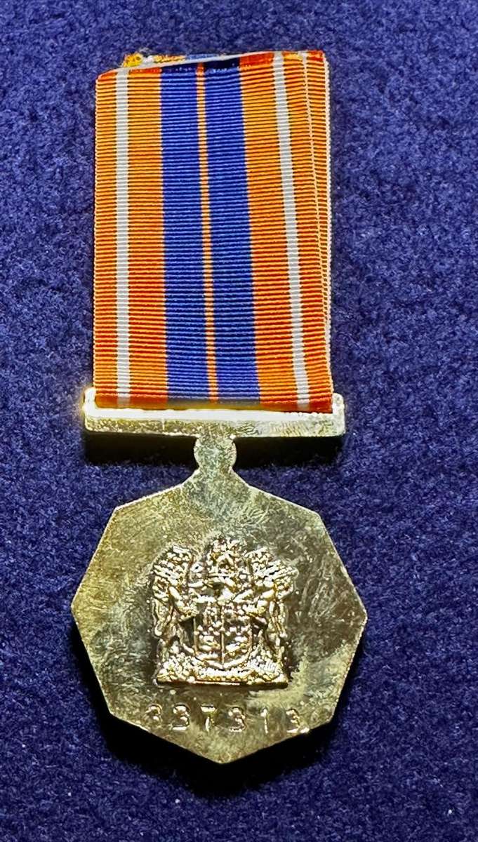 SADF Pro-Patria Medal and Cunene Blazer Pin - Fullsize - No 337313