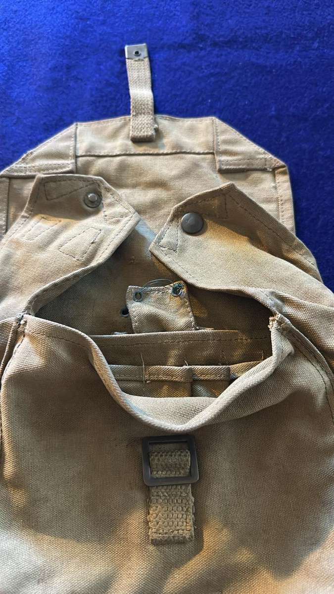 Rhodesian Pouch - 20cm x 20cm x 8cm wide - To SAS, Selous Scout Warrant Officer