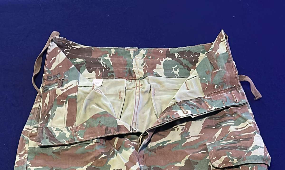 32 Battalion Camouflage Long Trousers - Size 8176