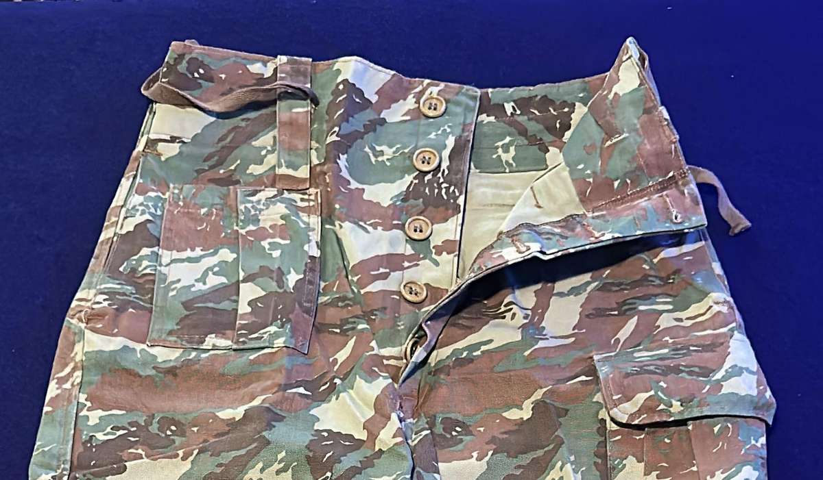 32 Battalion Camouflage Long Trousers - Size 8176