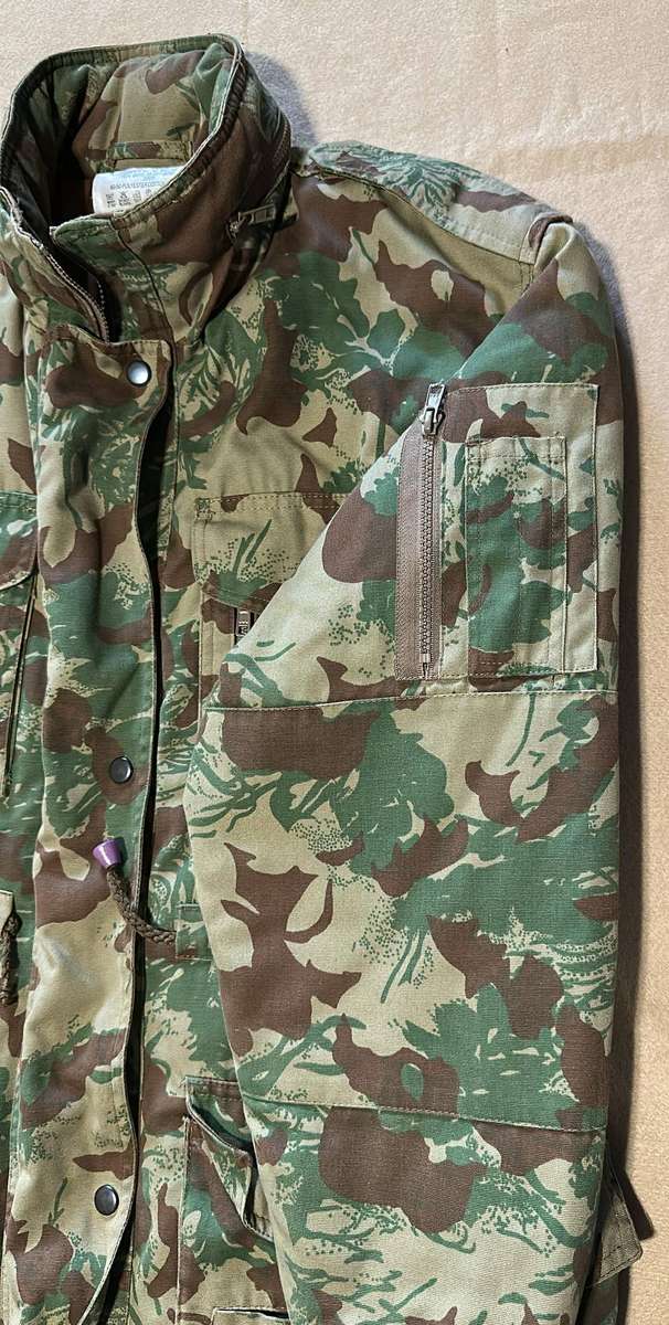 SAP Taskforce Camo Jacket with Inner (Duvet type non removable inner) - Large (Appears XXL, 65cm)
