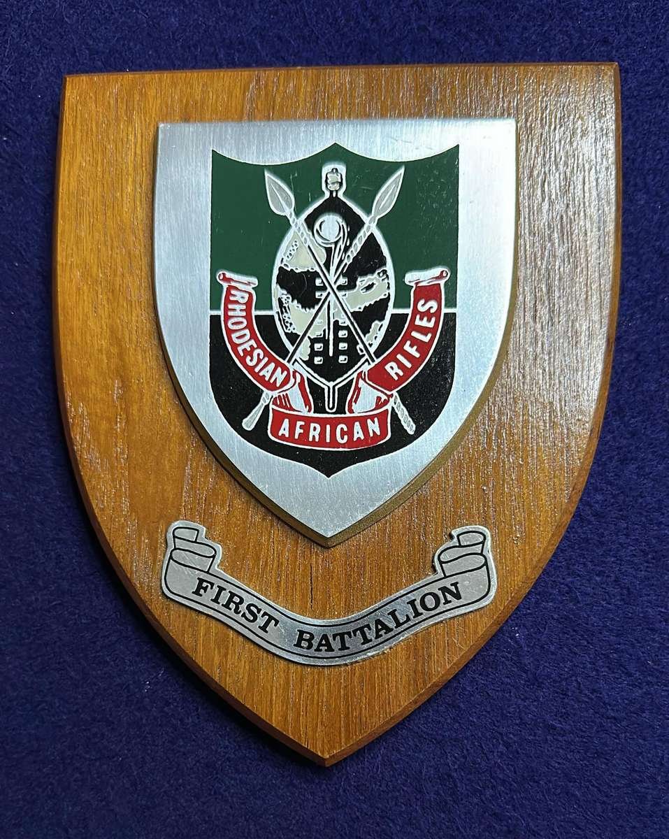 Rhodesian Plaque - RHODESIAN AFRICAN RIFLES - FIRST BATTALION