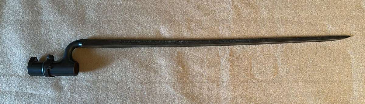BAYONET - British Pattern 1853/? Socket Bayonette