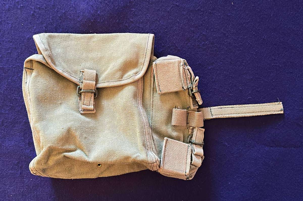 Rhodesian Pattern 64/65 Webbing Pouch - RHS