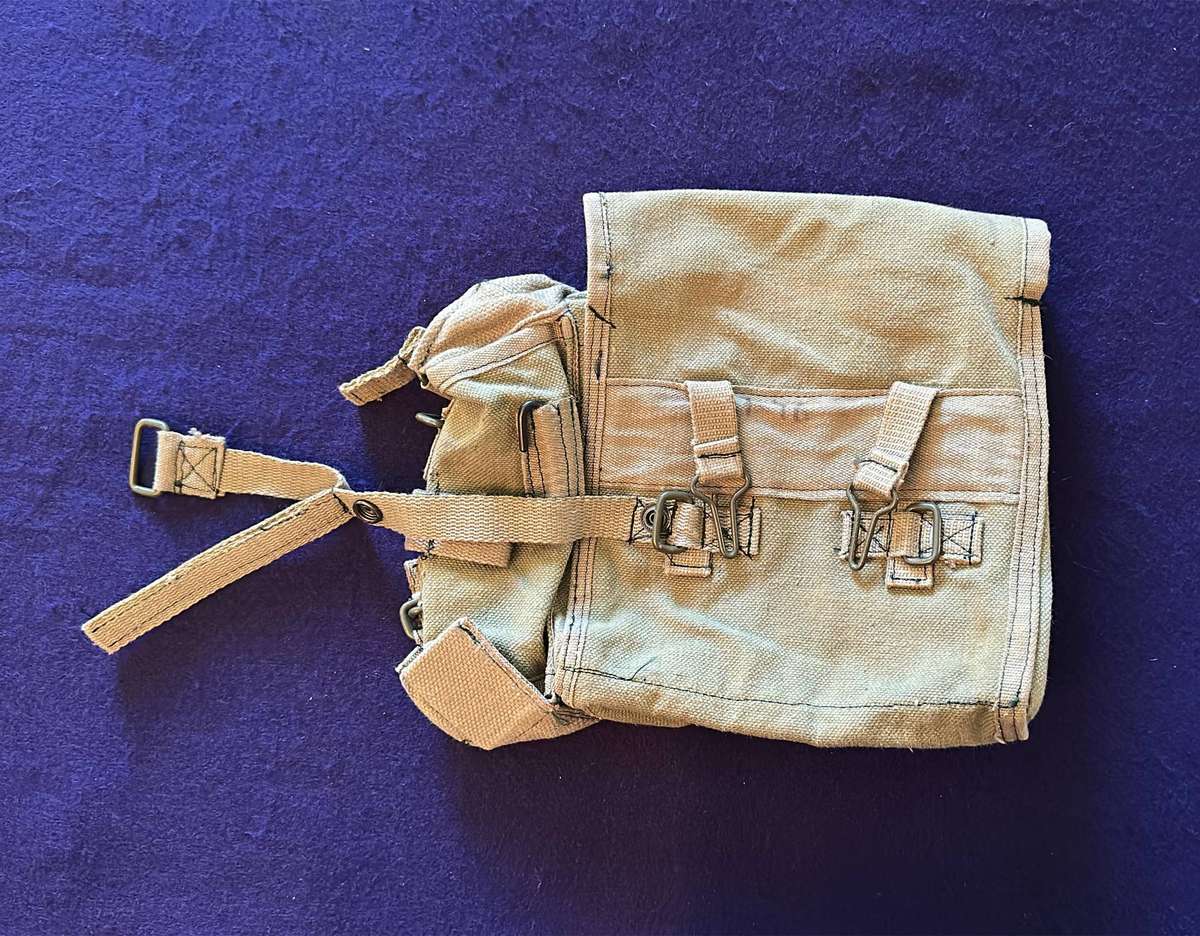 Rhodesian Pattern 64/65 Webbing Pouch - RHS