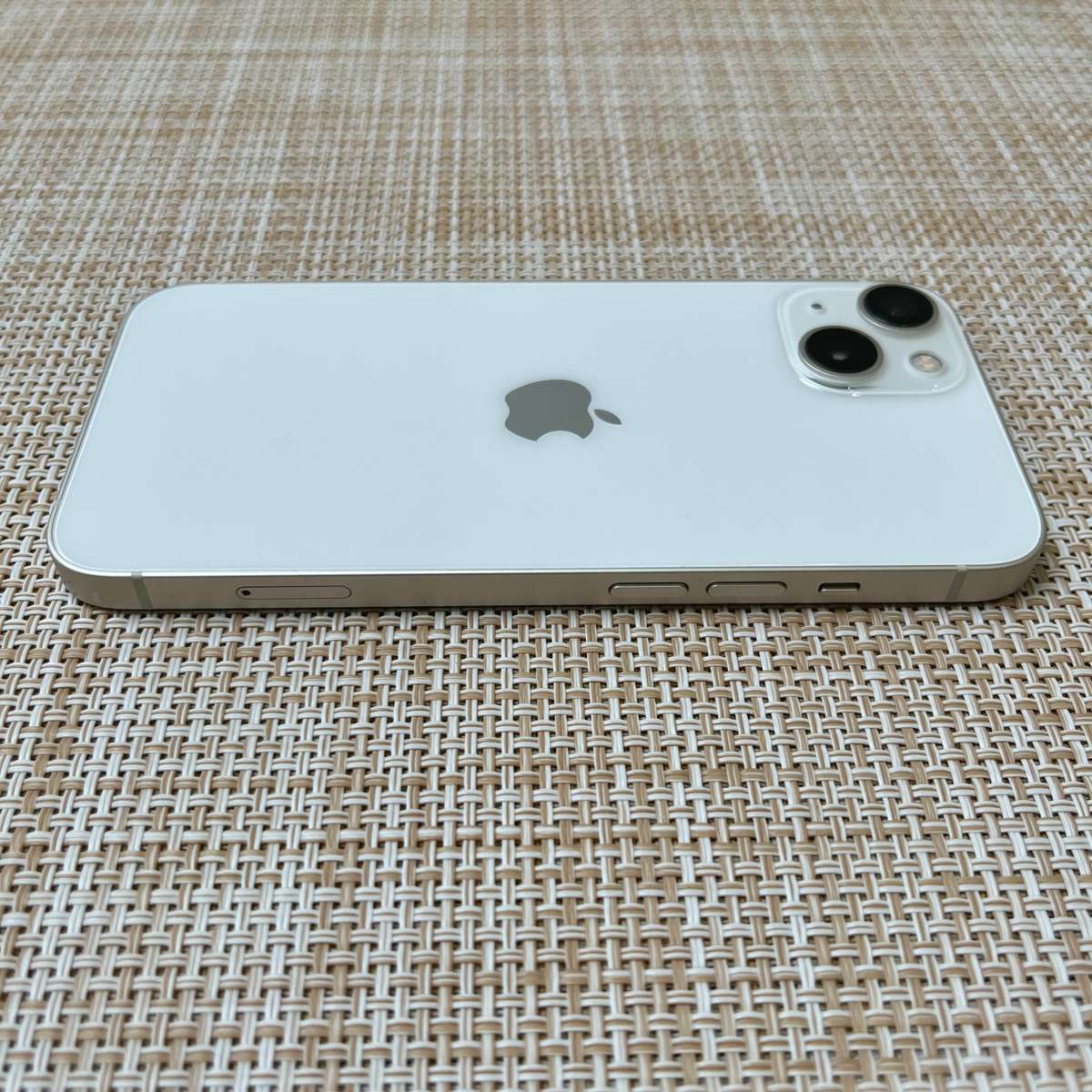 Apple iPhone 13 Starlight 256GB (3 Month Warranty)