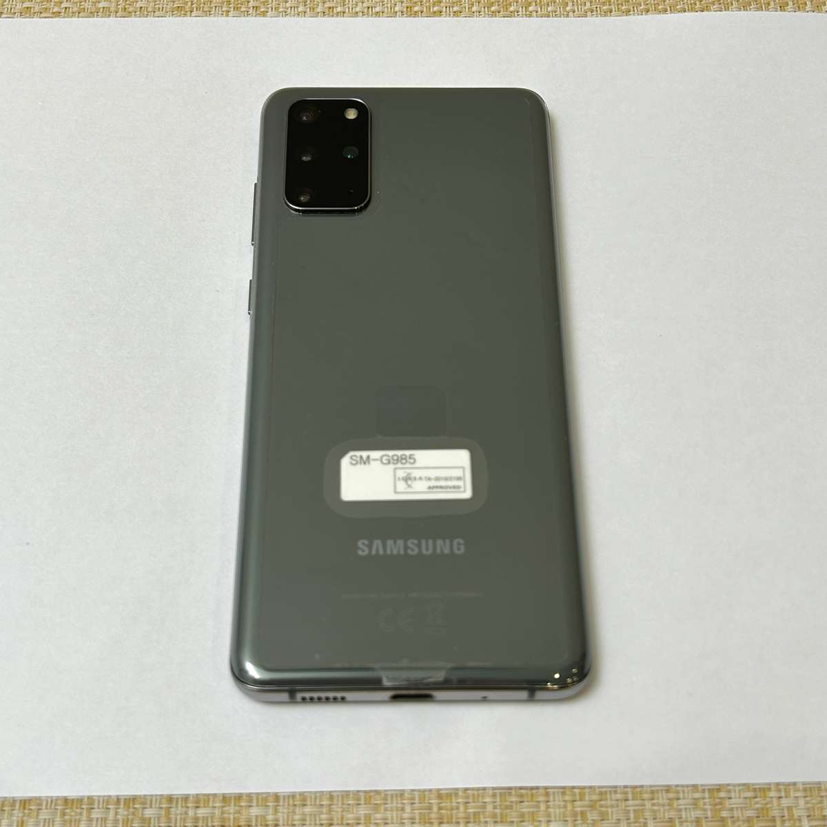 Samsung Galaxy S20 Plus Cosmic Grey 128GB - Cracked Screen