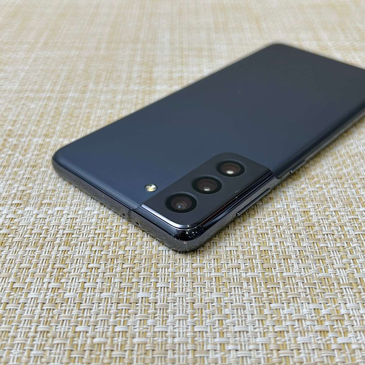 Samsung Galaxy S21 5G Phantom Gray 256GB (3 Month Warranty)