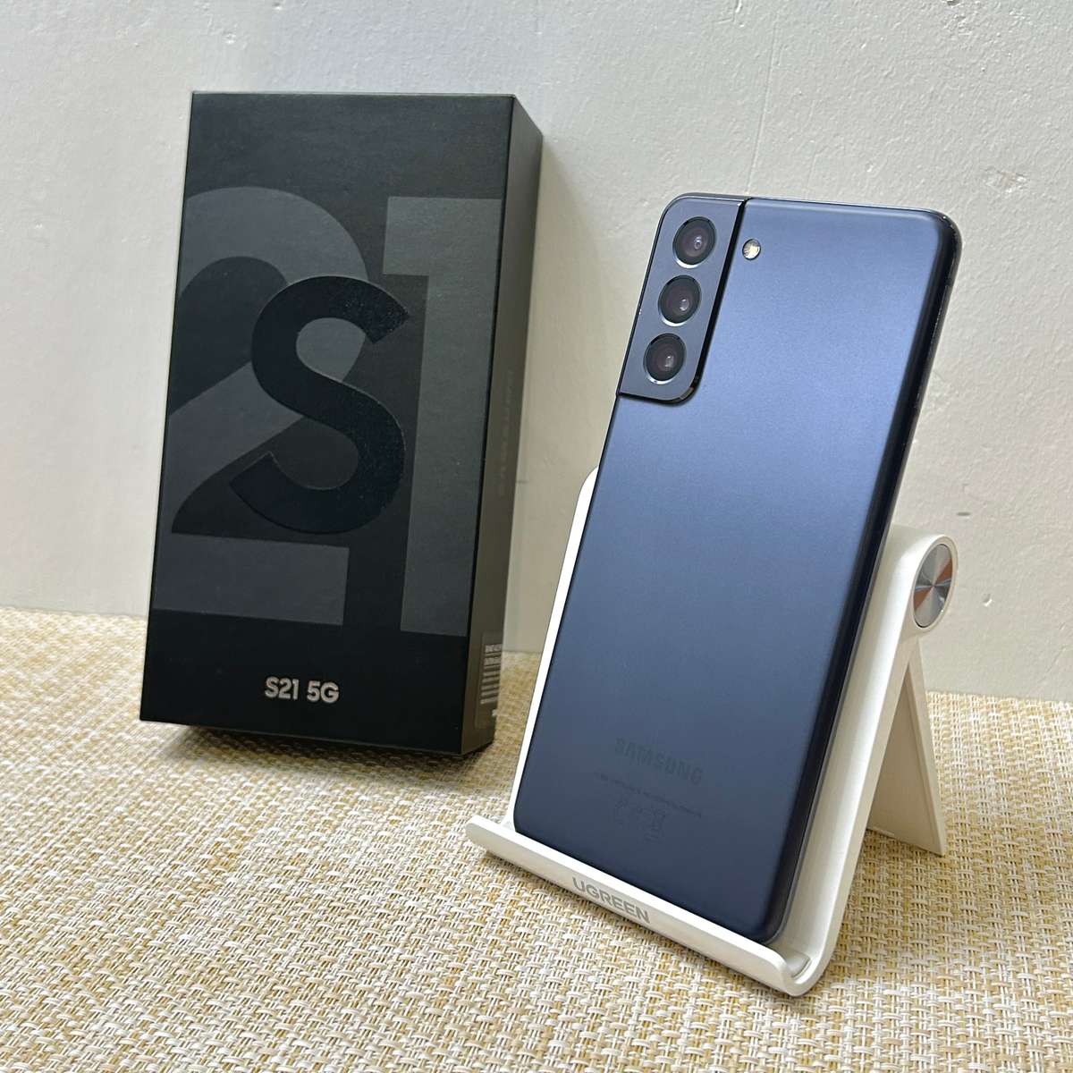 Samsung Galaxy S21 5G Phantom Gray 256GB (3 Month Warranty)