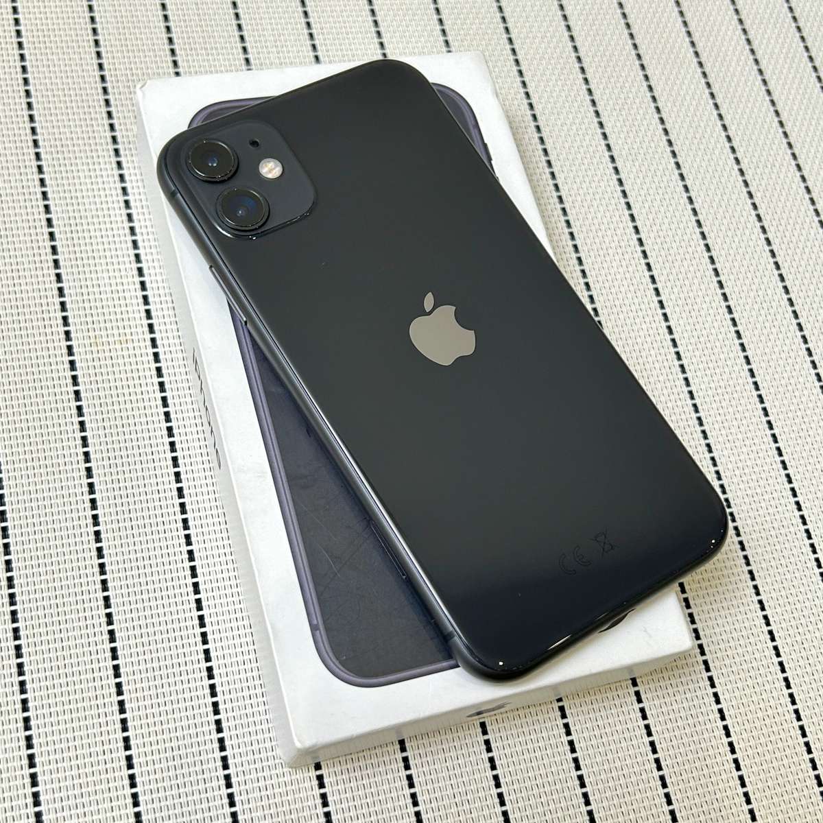 Apple iPhone 11 Black 64GB (1 Month Warranty)
