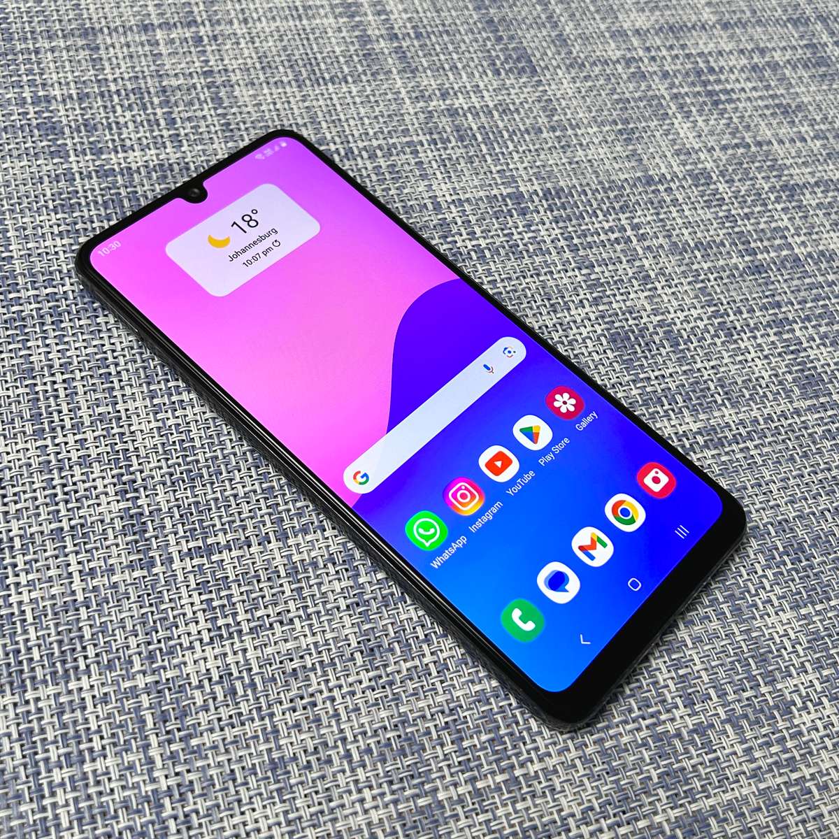 Samsung Galaxy A32 | Awesome Black | 128GB | Dual Sim (1 Month Warranty)