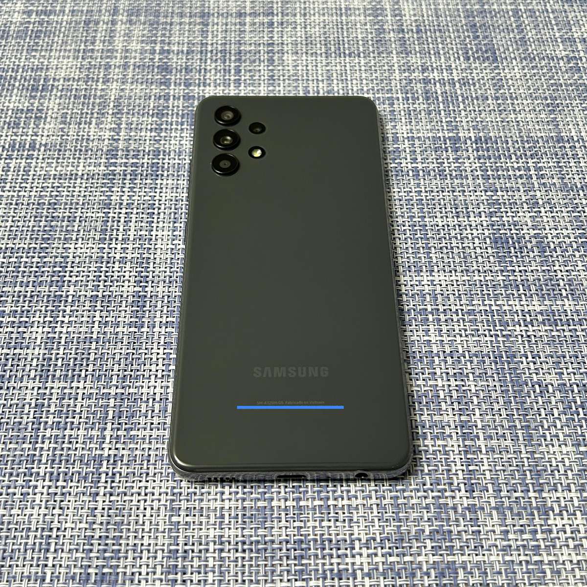 Samsung Galaxy A32 | Awesome Black | 128GB | Dual Sim (1 Month Warranty)