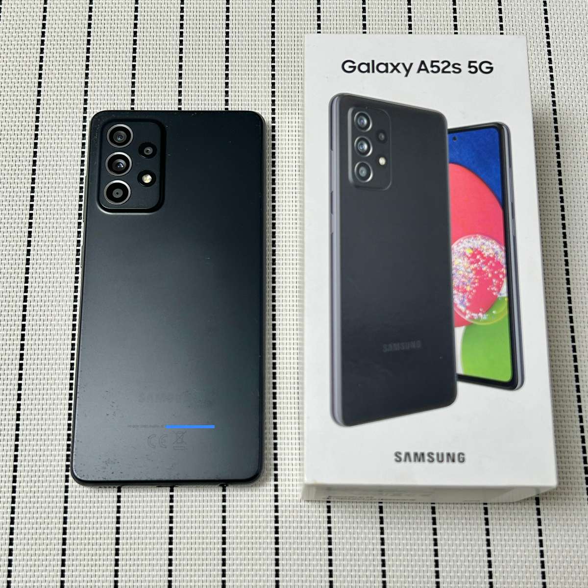 Samsung Galaxy A52s 5G | Awesome Black | 128GB (1 Month Warranty)